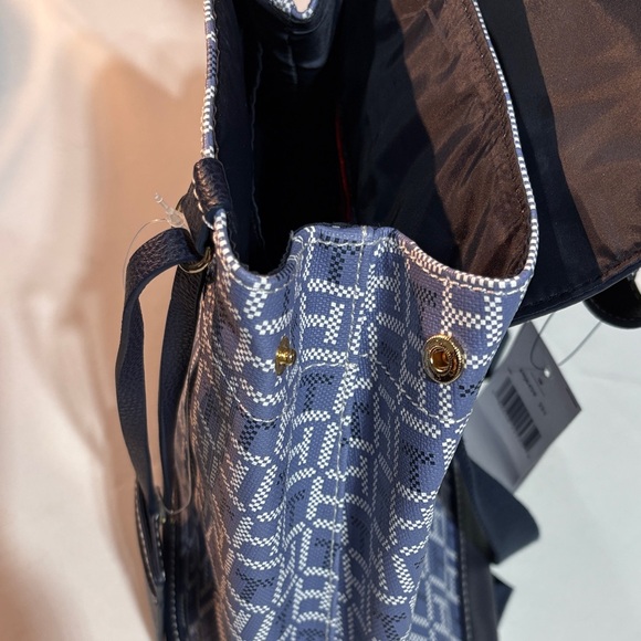 Tommy Hilfiger Backpack Andrea II Flap Faux Leather Blue & White NWT main image 14